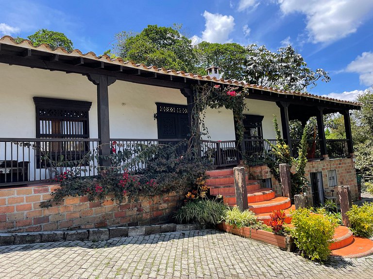 Finca Amanzi en la Vereda El Tablazo cerca a Llanogrande